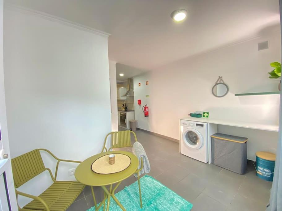 Sea Breeze Holiday home *